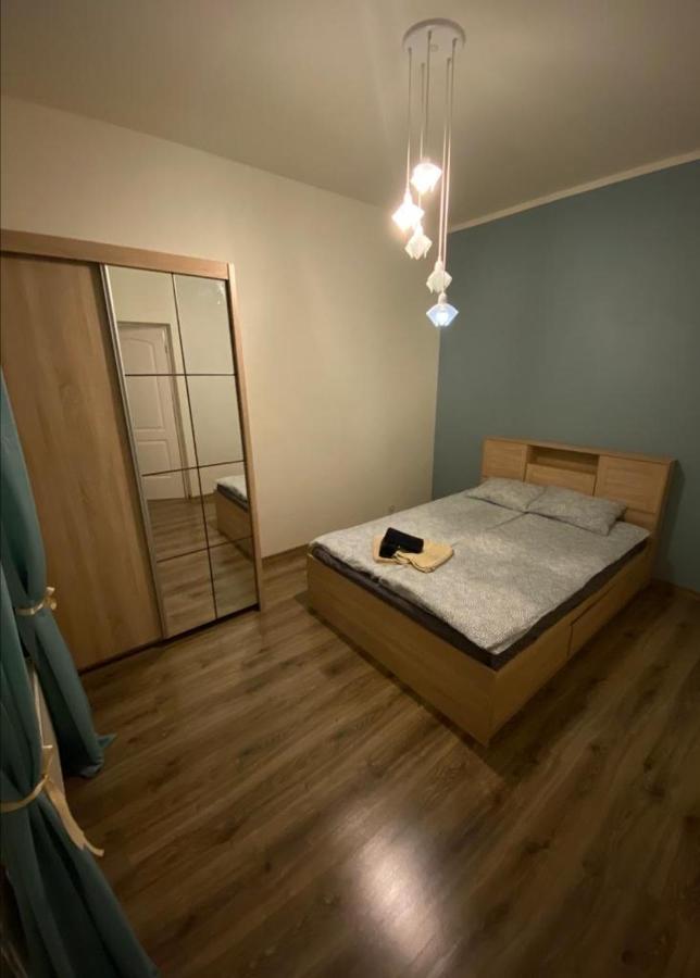 Jomas Street Apartment *